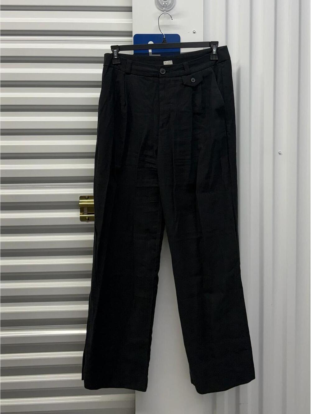 A New Day Women’s Size 12 A New Day Black Wide Leg Pleated Trousers Relaxed Fit